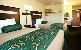 Travelodge By Wyndham Clinton Valley West Court